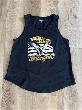 Wrangler Spirit of America Black Tank with Gold and White Patriotic Graphic M
